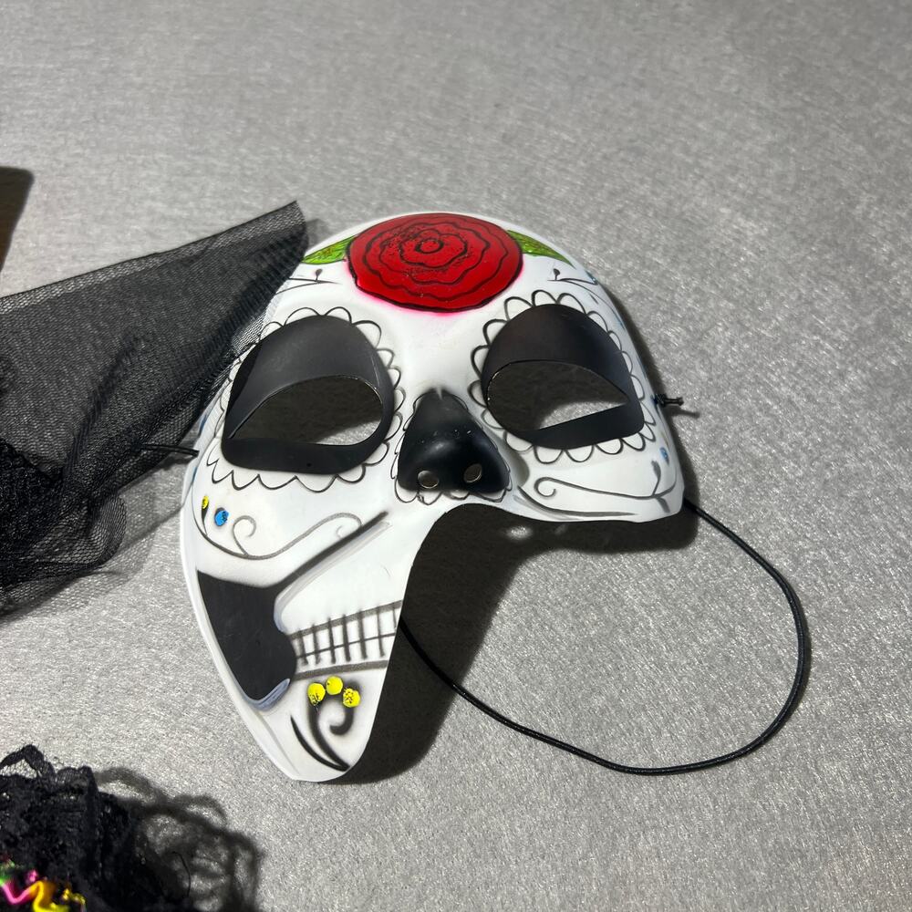 Party King Day of the Dead Costume Women’s Medium - Picture 15 of 16
